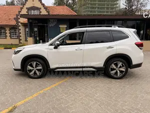 Subaru Forester 2019 White