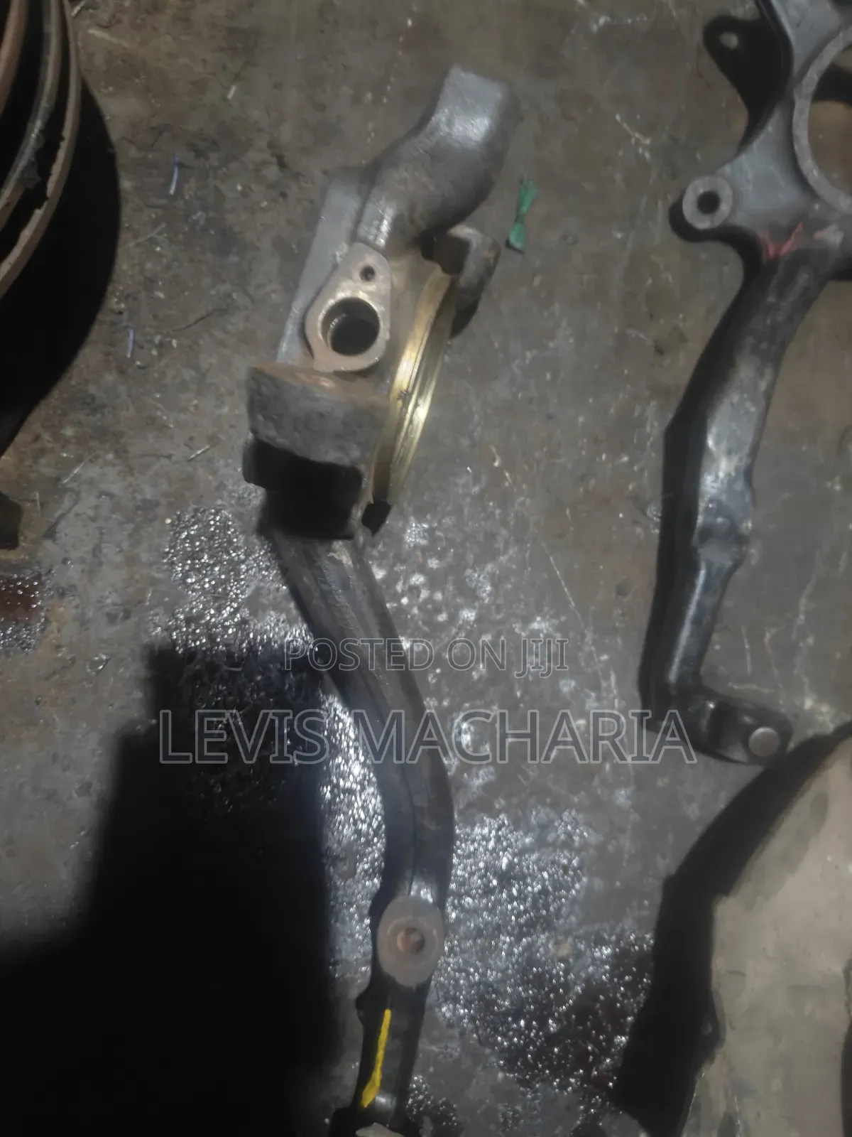 Knuckle Arm Vigo