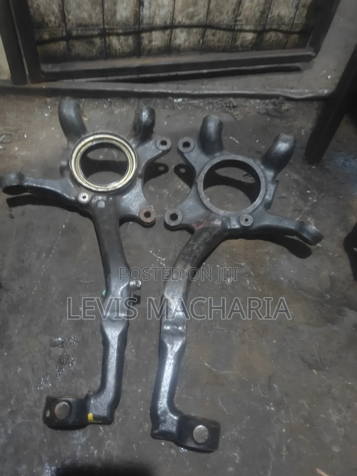Knuckle Arm Vigo