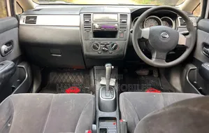 Nissan Tiida 2009 White
