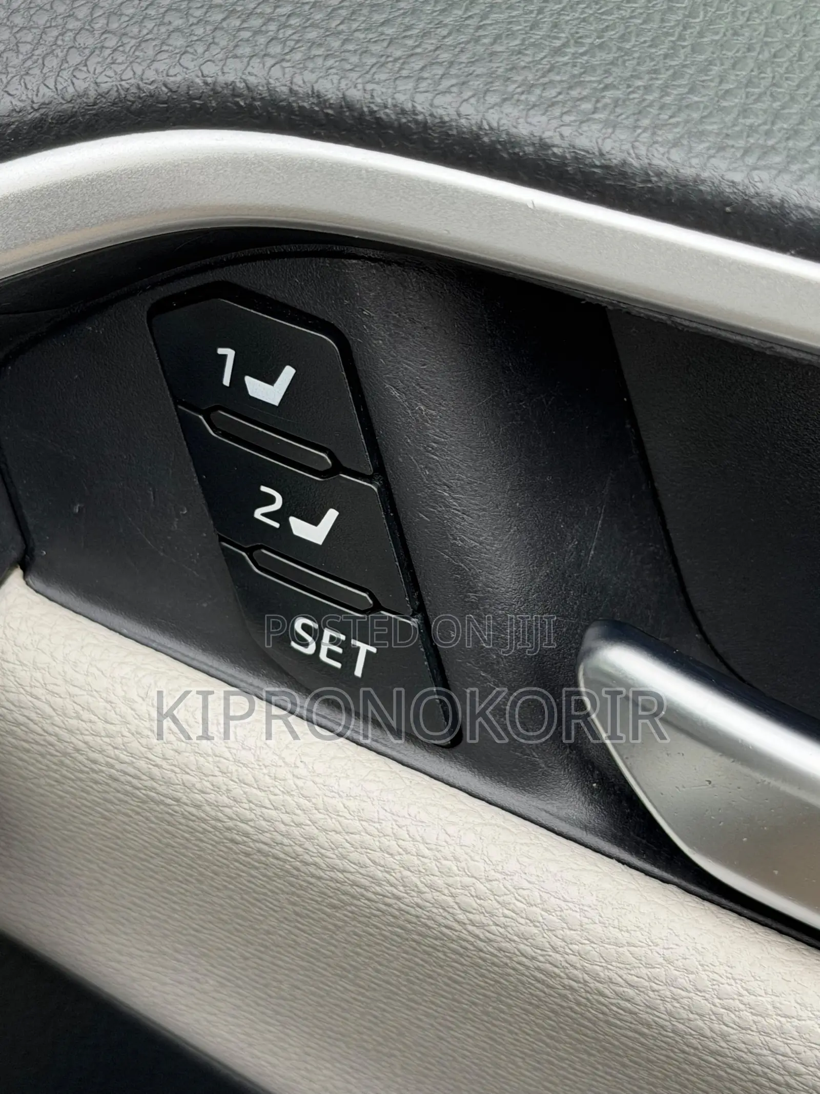 Toyota RAV4 2019 White