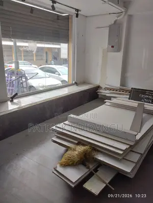 Shop Space to Let