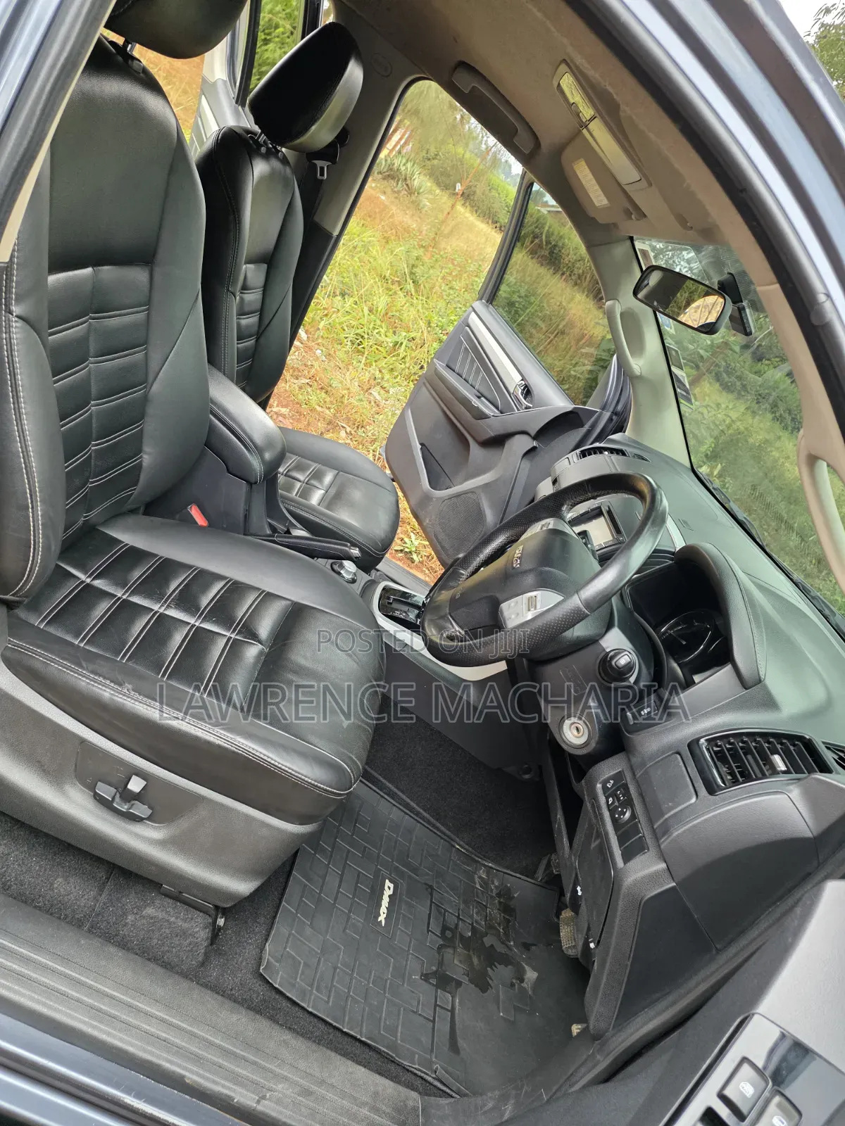 Isuzu MU-X 2021 Gray
