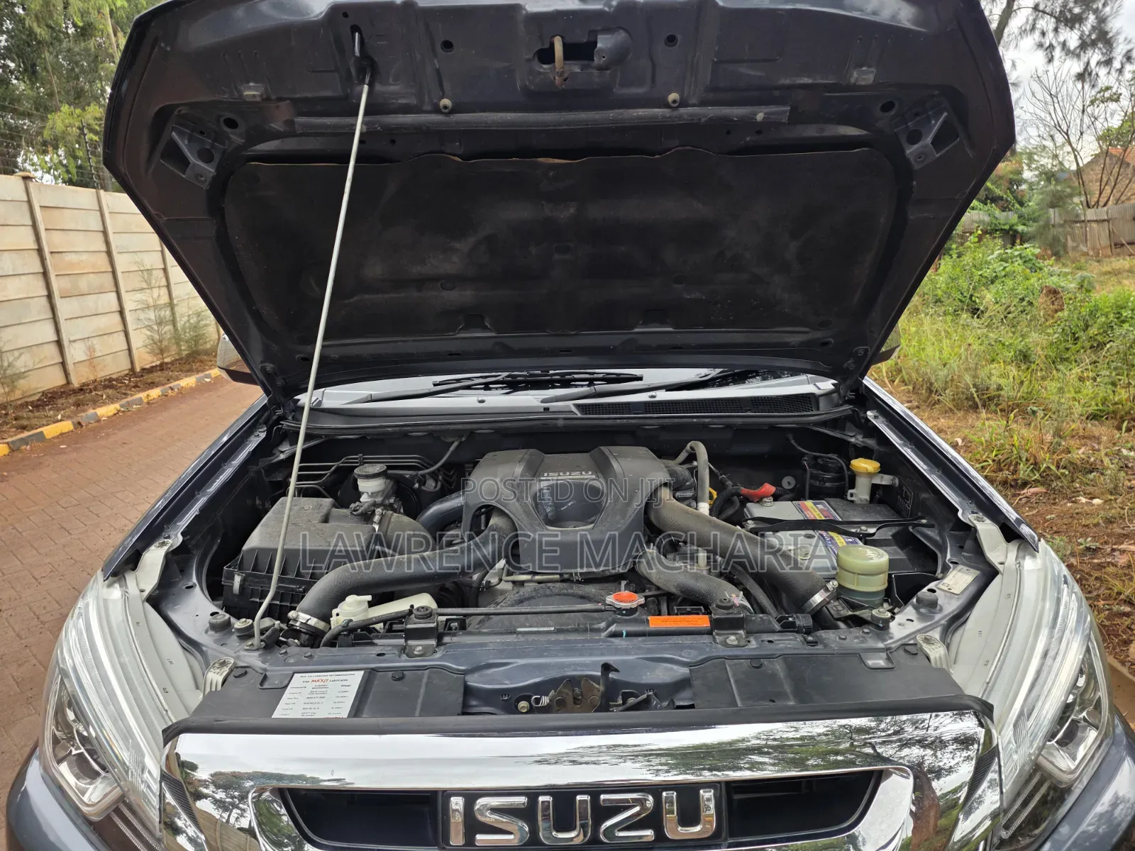 Isuzu MU-X 2021 Gray