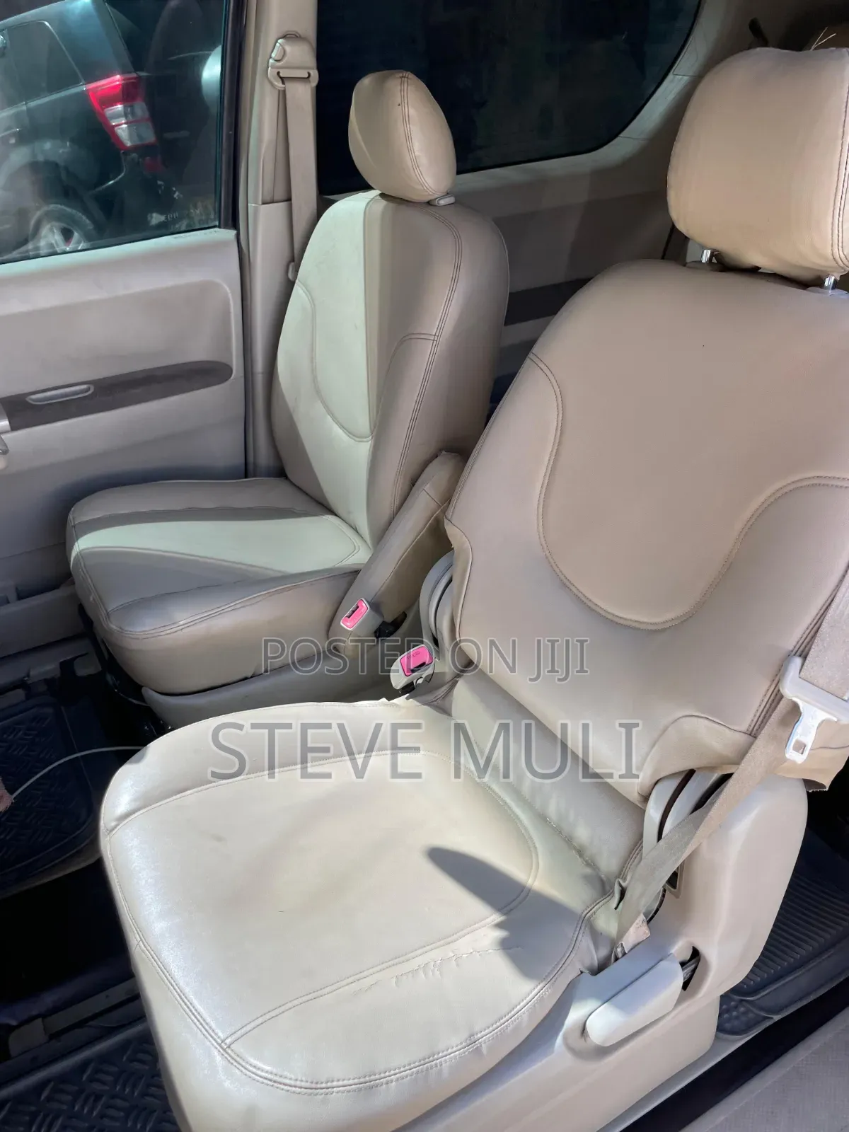 Toyota Porte 1.3 FWD 2012 Black