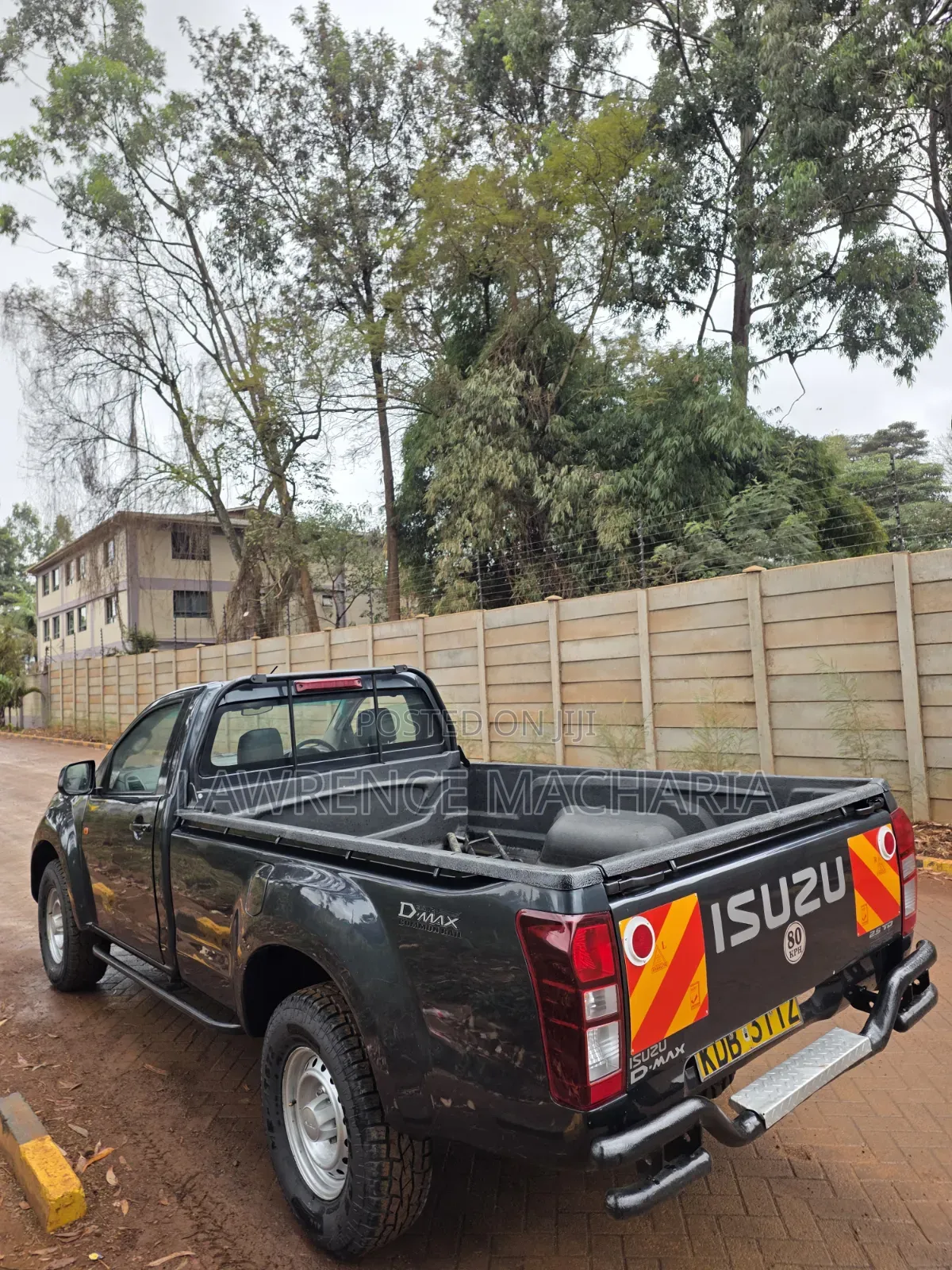 Isuzu D-MAX 2021 Gray