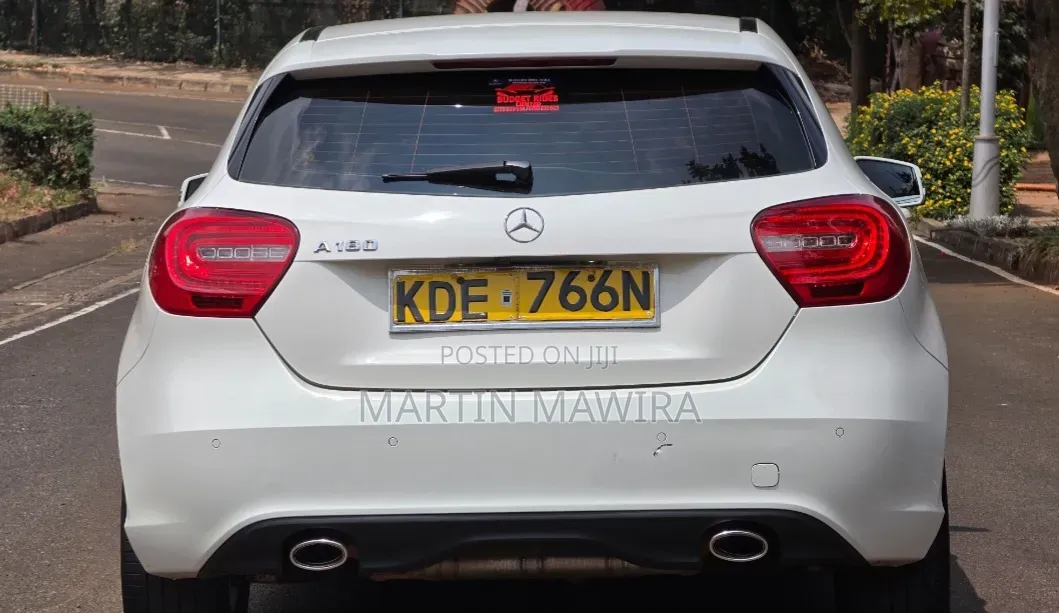 Mercedes-Benz A-Class 2014 Silver