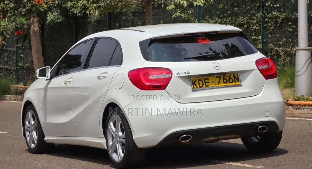 Mercedes-Benz A-Class 2014 Silver
