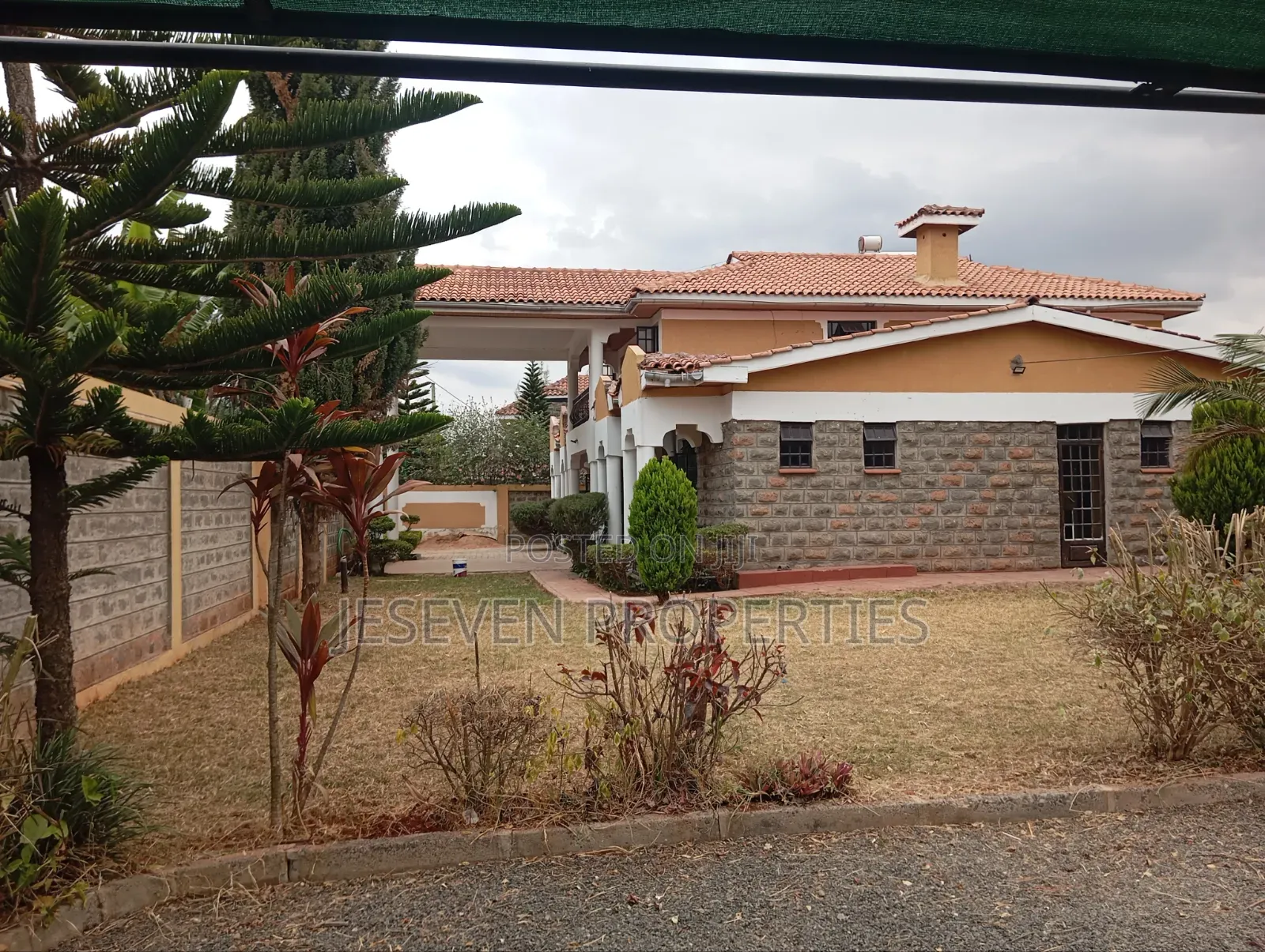 5bdrm Mansion in Syokimau, Gateway Mall Area for rent