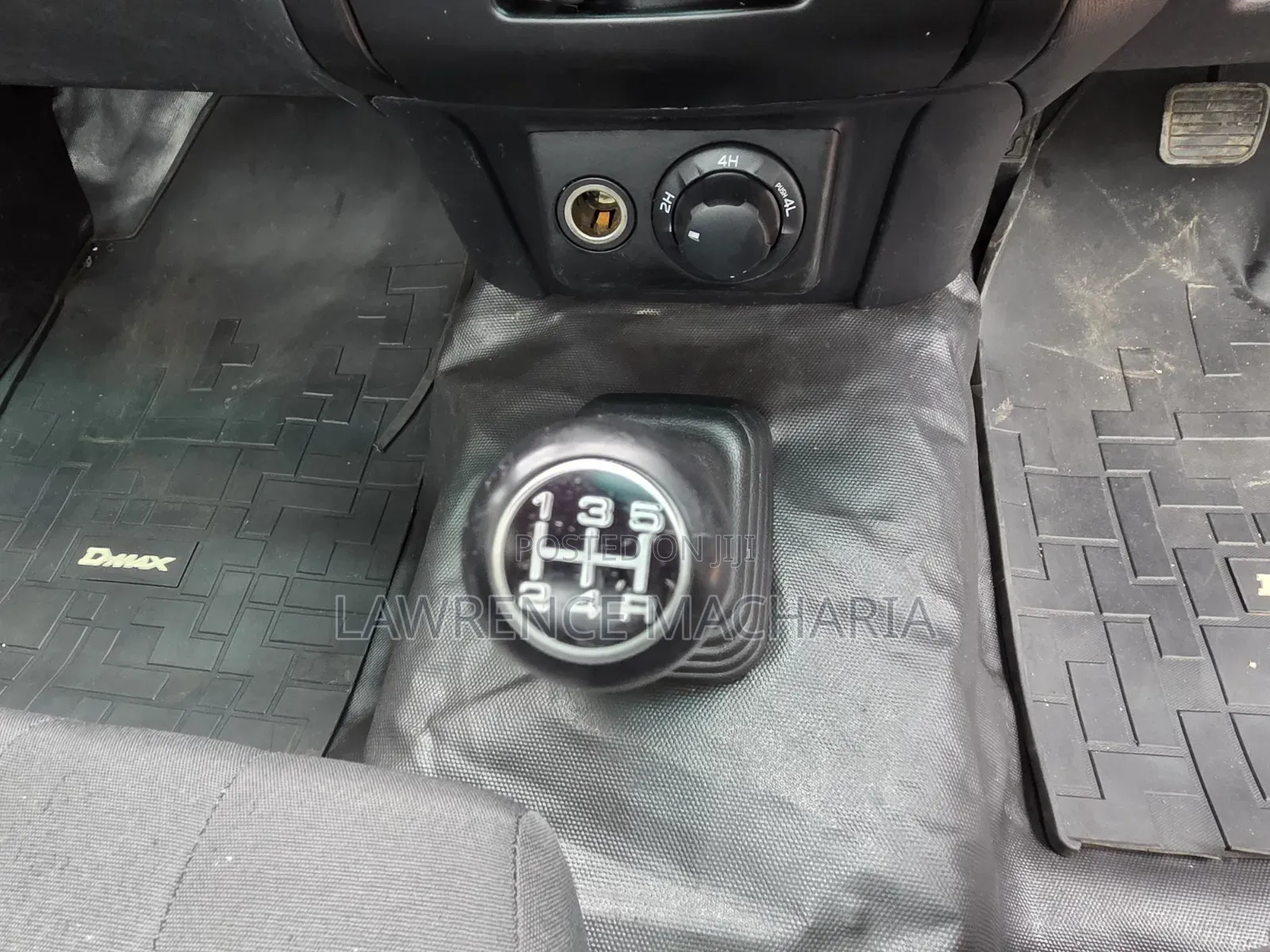 Isuzu D-MAX 2023 Silver