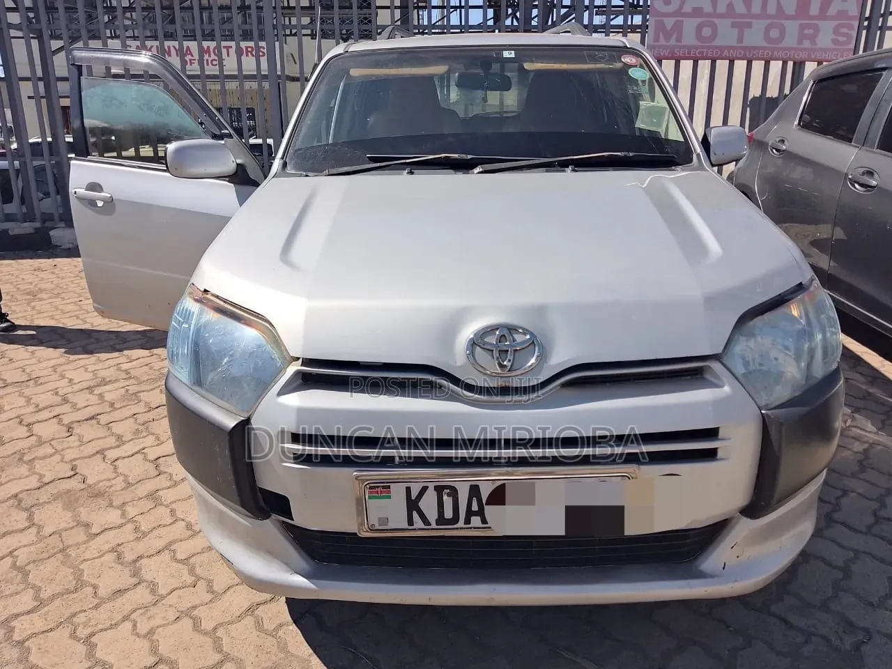 Toyota Probox 2013 Silver