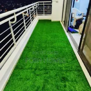 Evergreen Artificial Grass Carpets Balcony