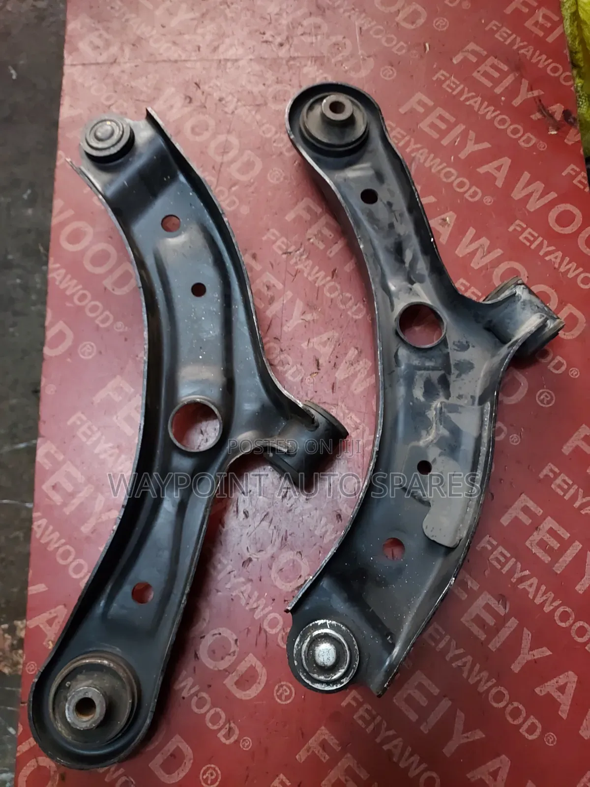 Contro Arms Suzuki Solio,Swift