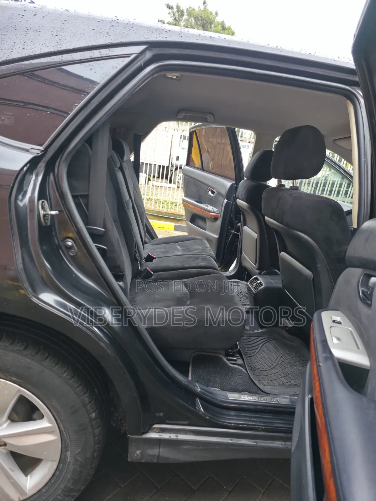 Toyota Harrier 2012 Black