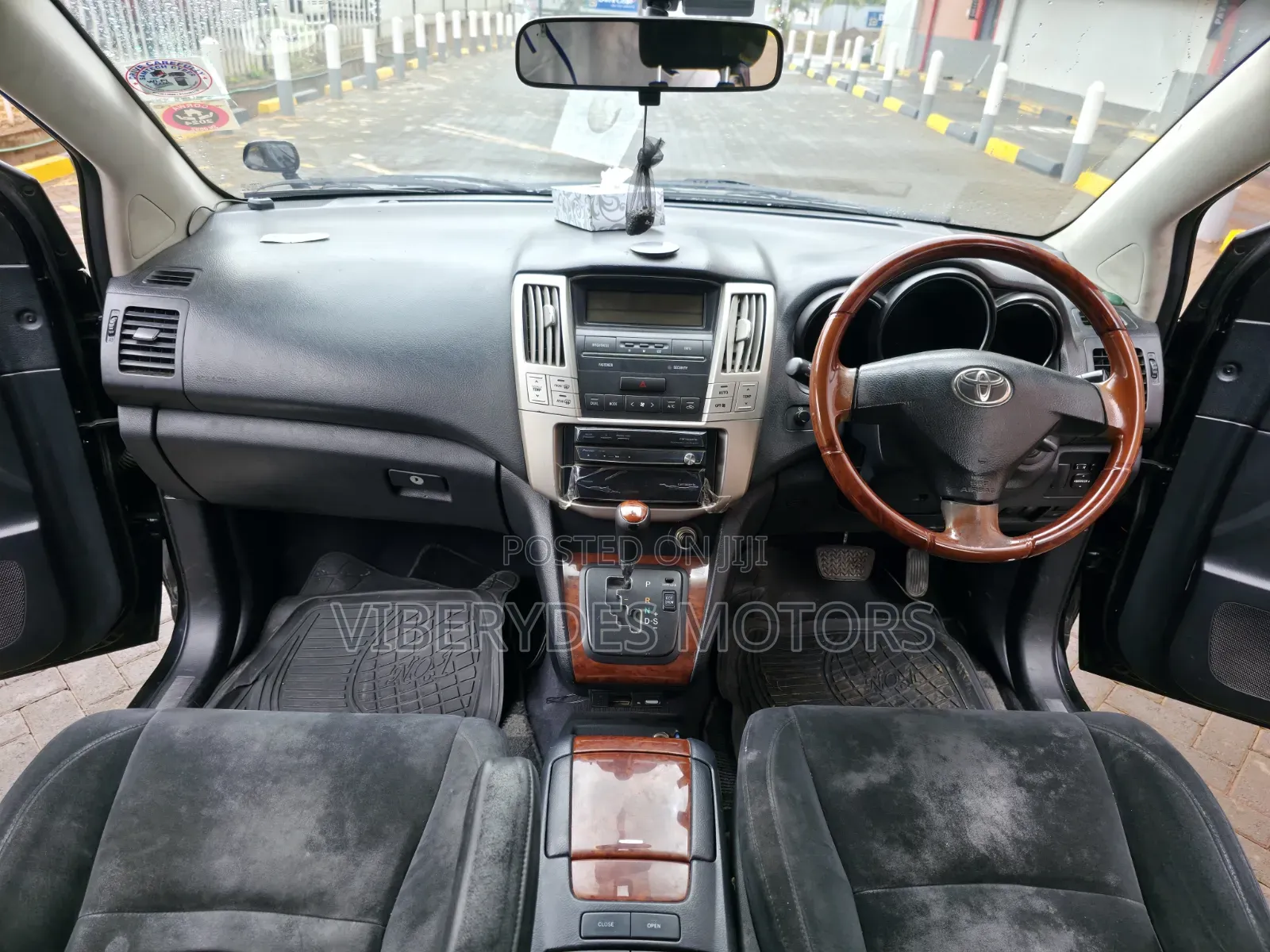 Toyota Harrier 2012 Black