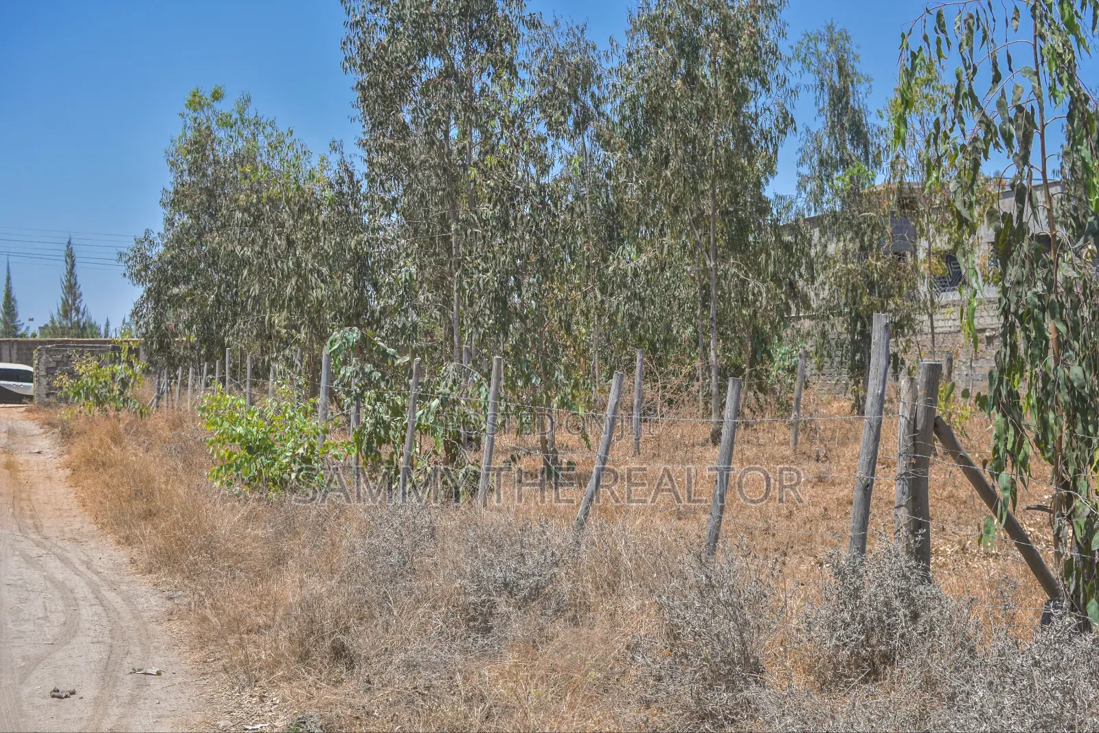 Kamulu Plot for Sale