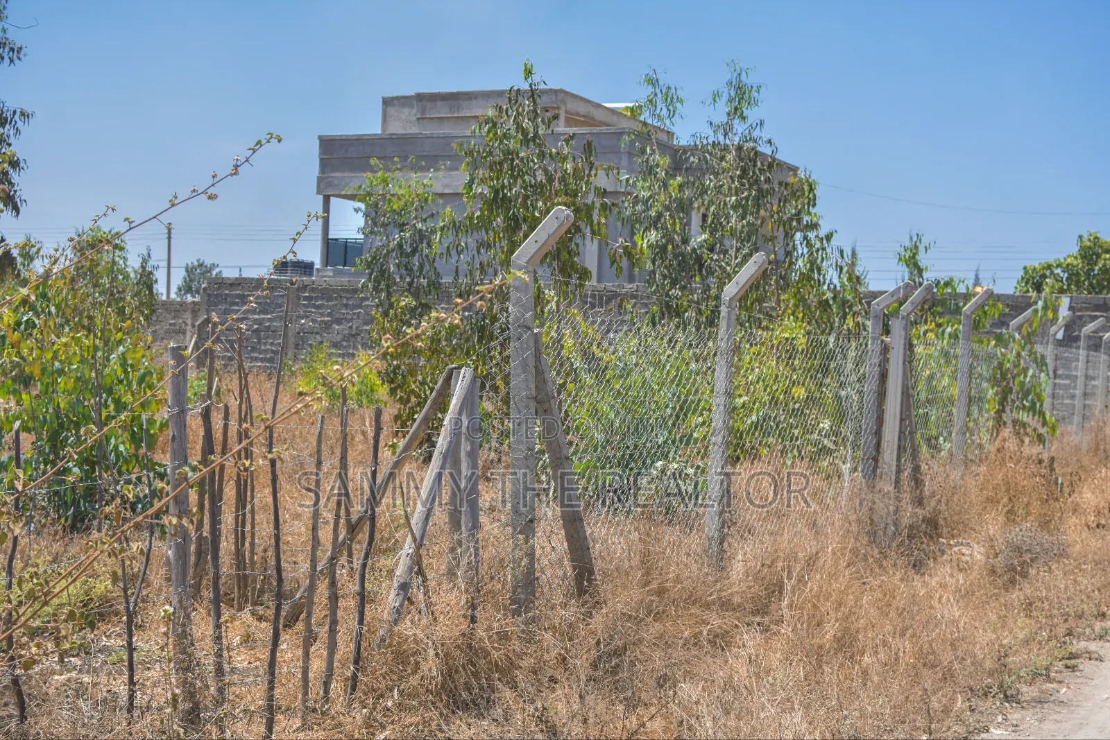 Kamulu Plot for Sale