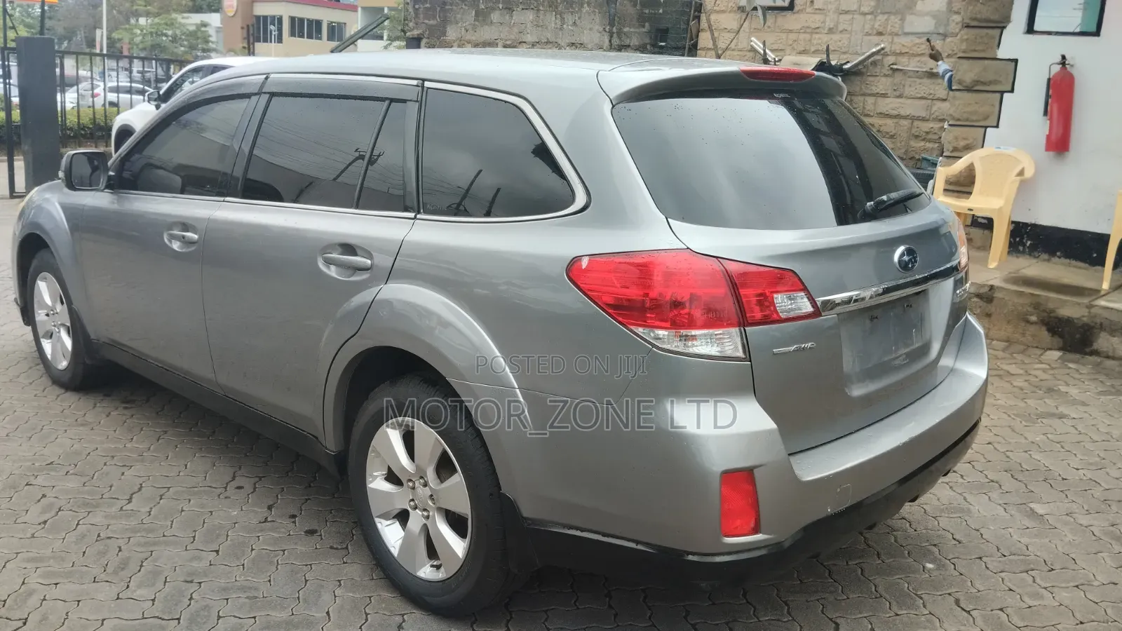 Subaru Outback 2011 Silver