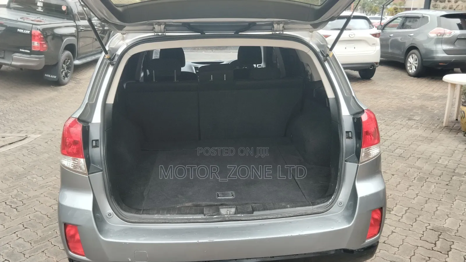 Subaru Outback 2011 Silver