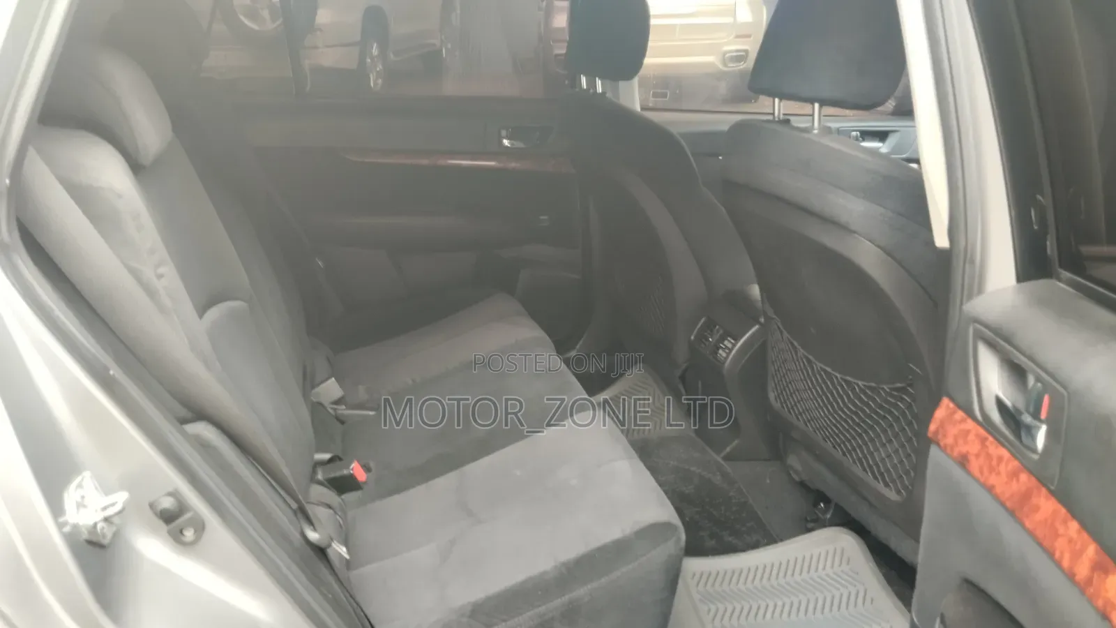 Subaru Outback 2011 Silver