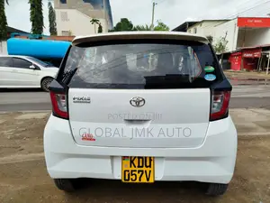 Toyota Pixis 2018 White