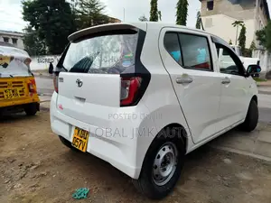 Toyota Pixis 2018 White