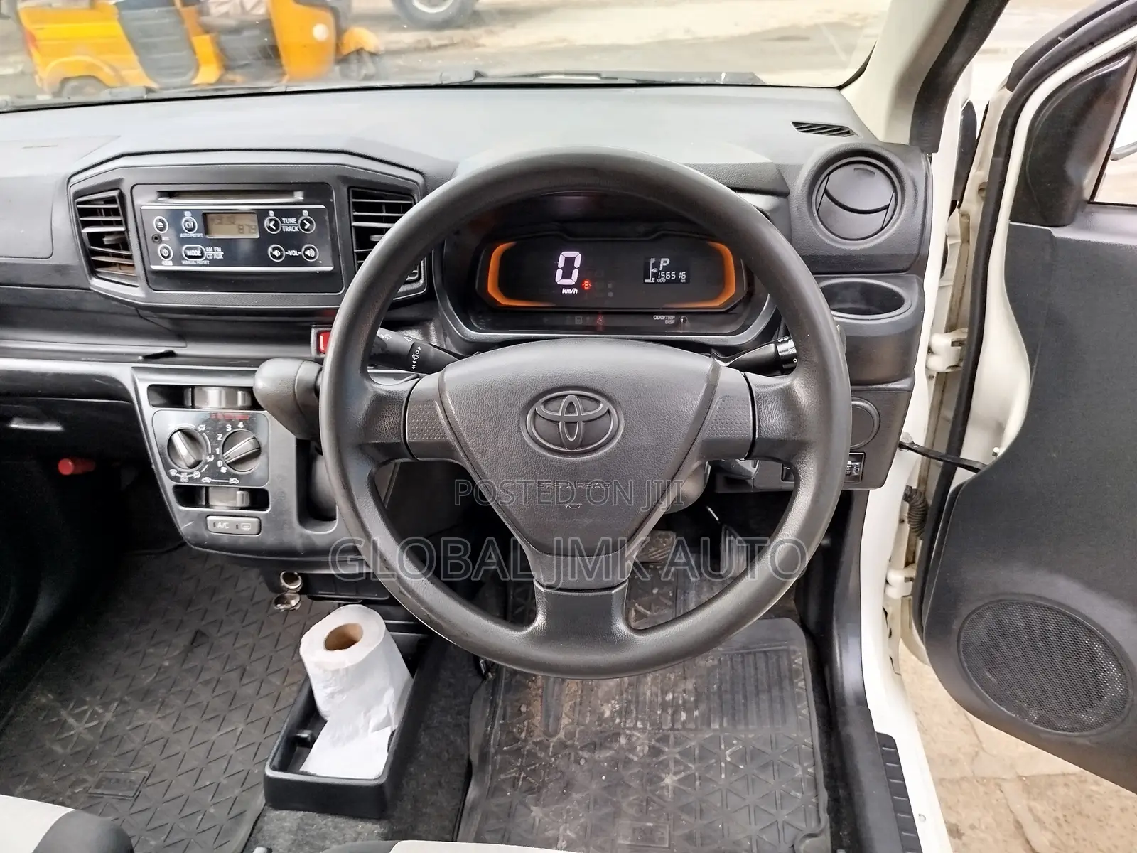 Toyota Pixis 2018 White