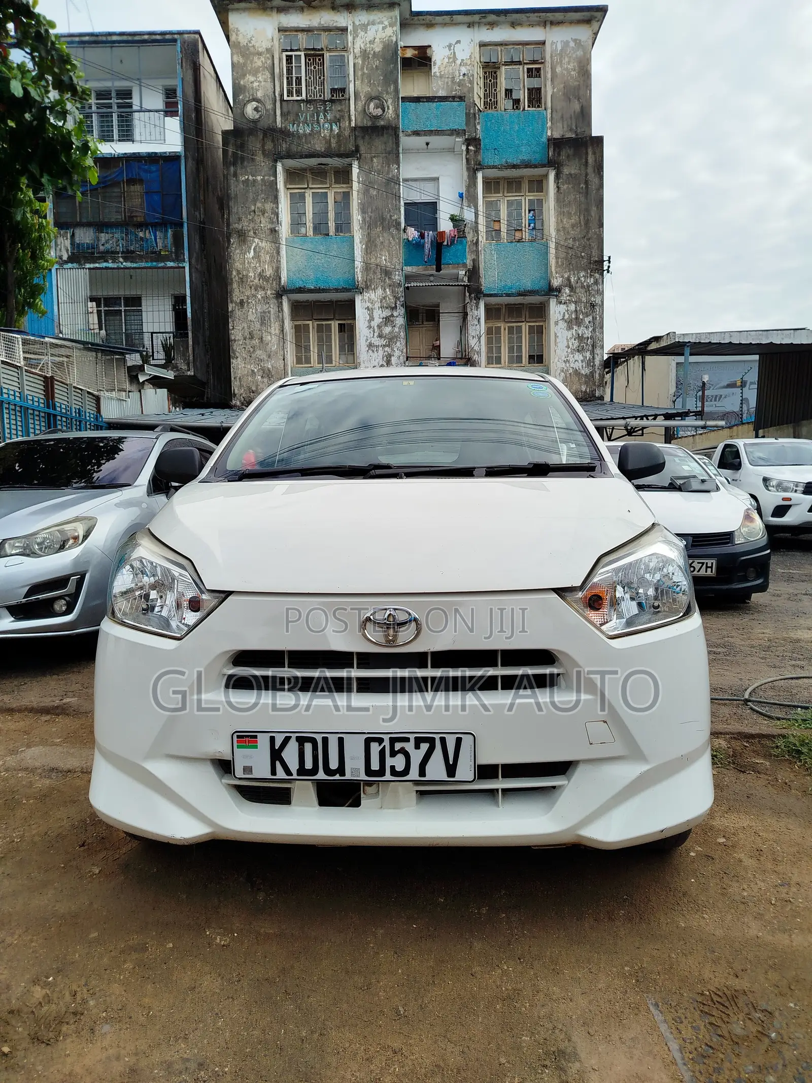 Toyota Pixis 2018 White
