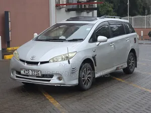 Toyota Wish 2011 Silver