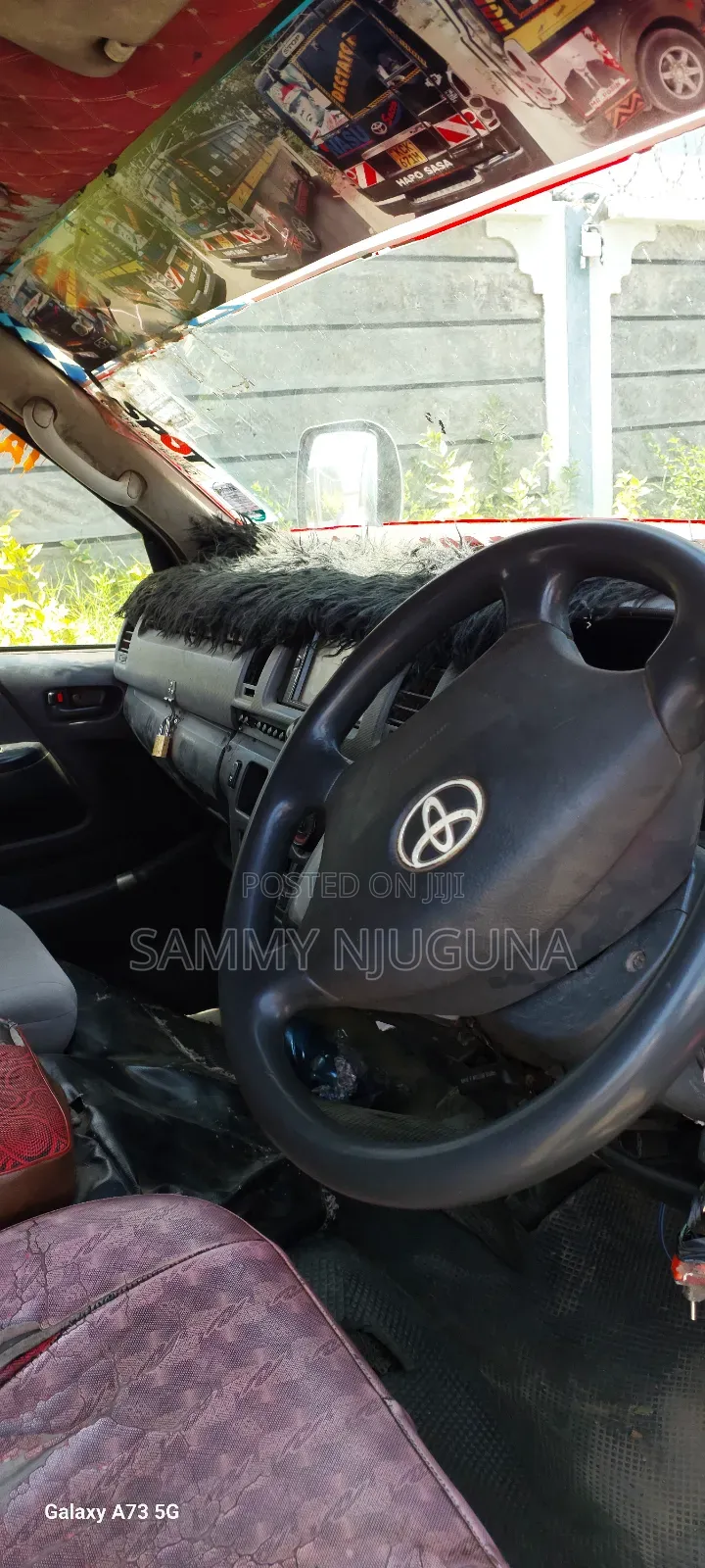 Toyota HiAce 2009 Black