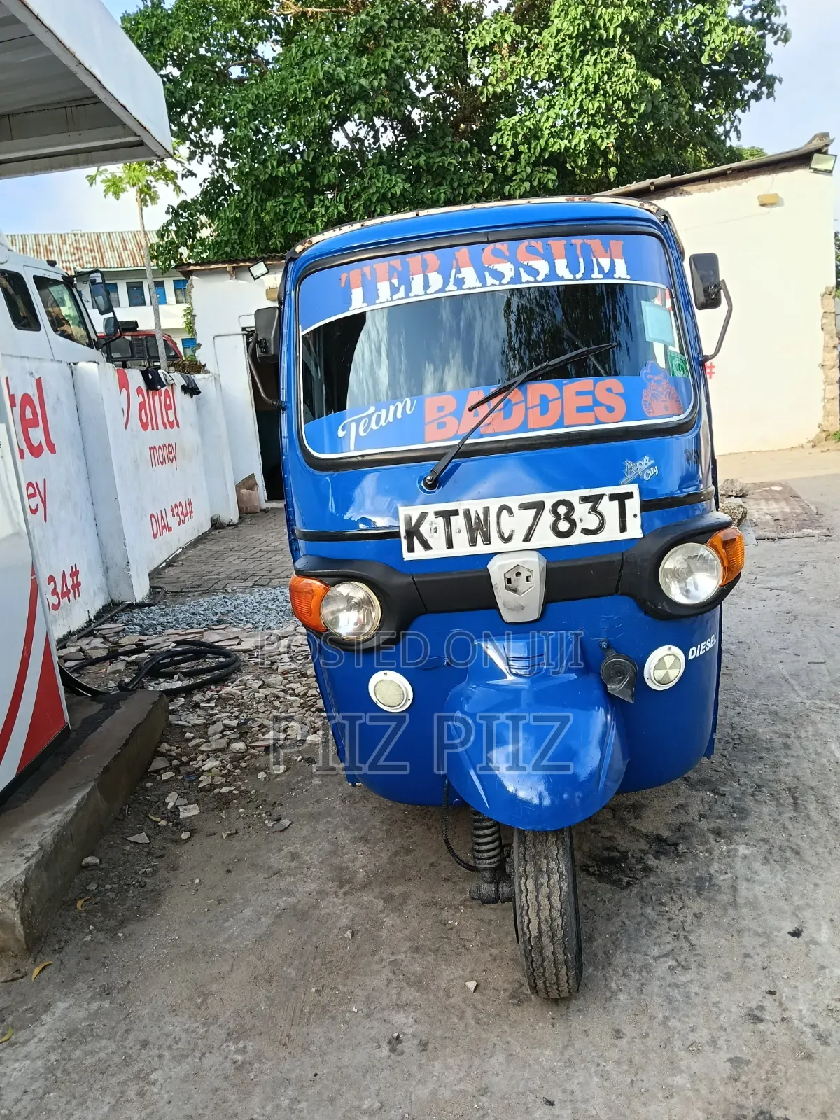 Piaggio 2022 Blue