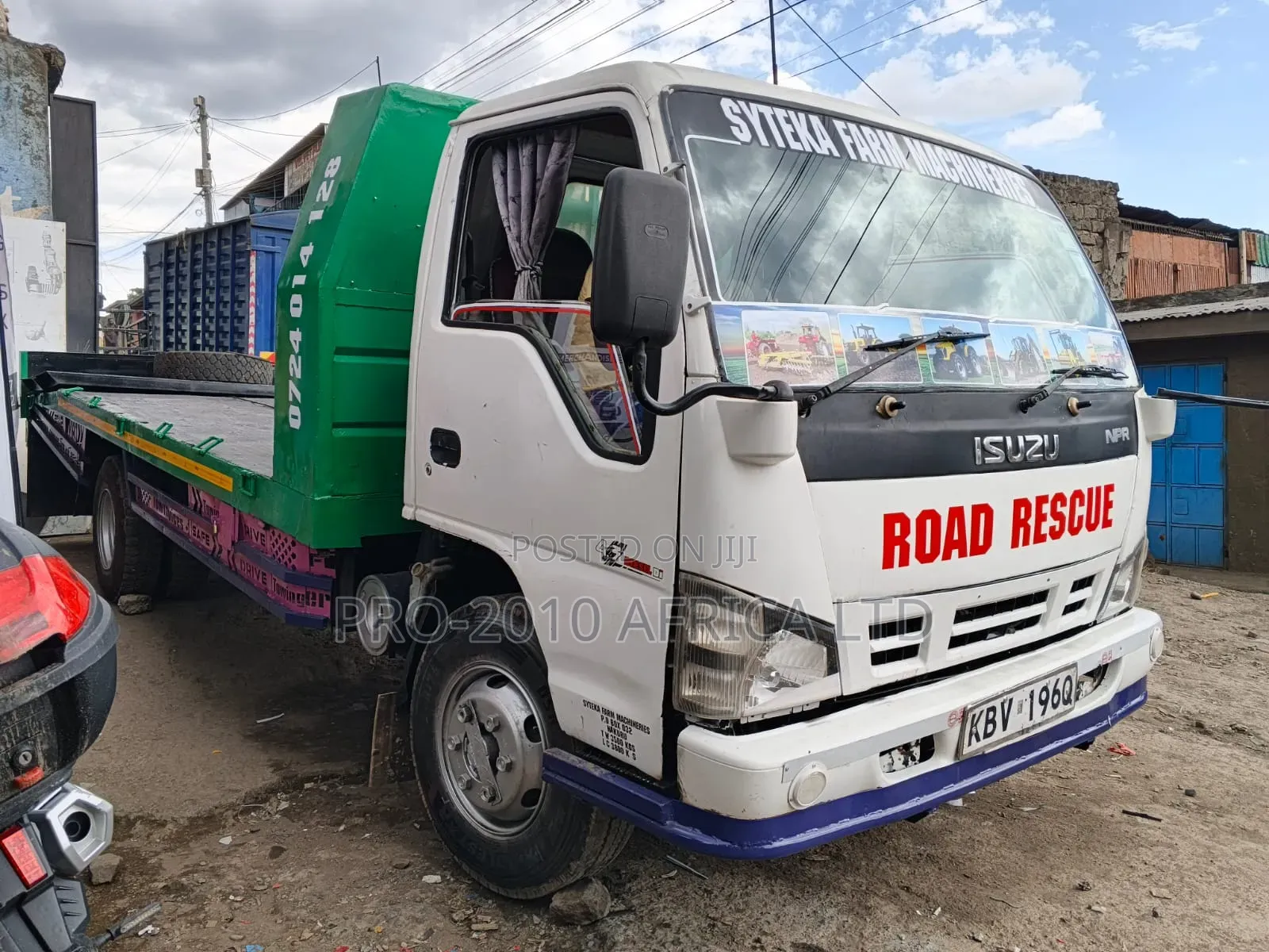 NPR Isuzu Flatbed