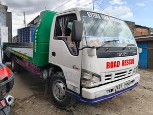 NPR Isuzu Flatbed