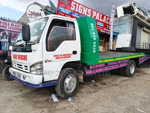 NPR Isuzu Flatbed