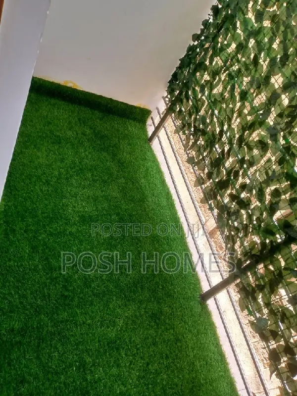 Zero Maintenance Artificial Home Grass Carpets