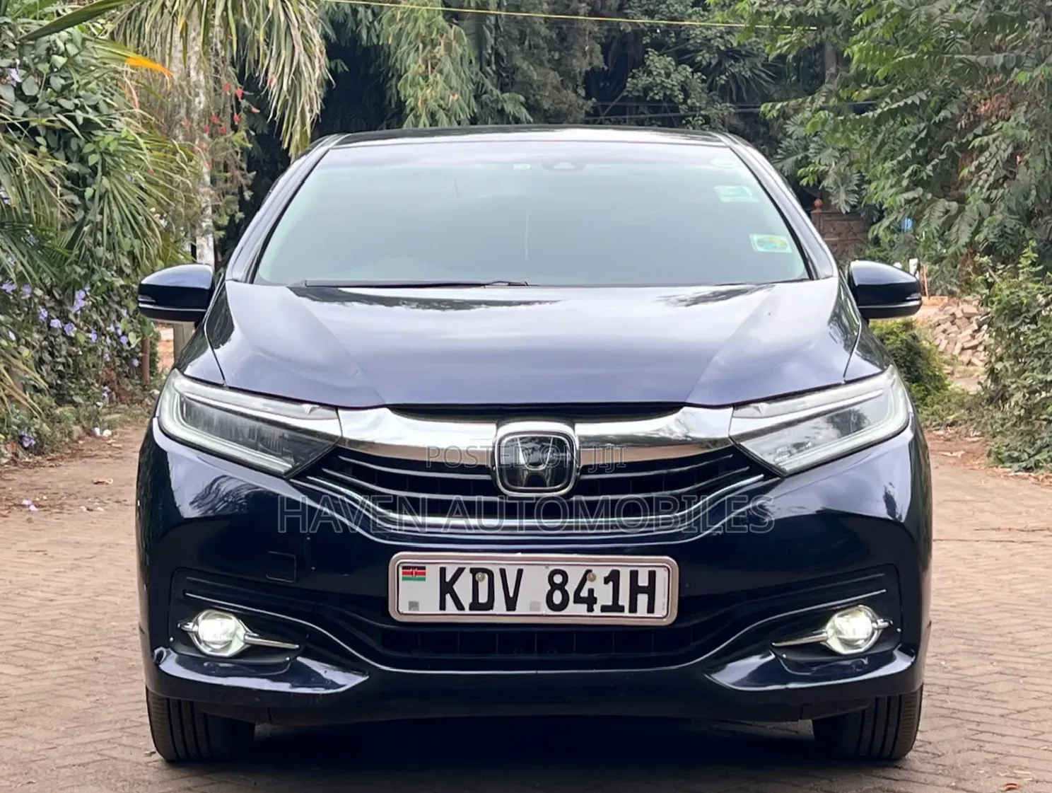 Honda Fit Shuttle 2018 Blue