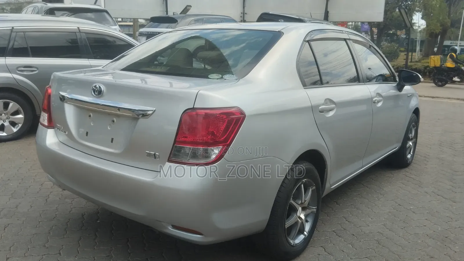 Toyota Axio 2014 Silver
