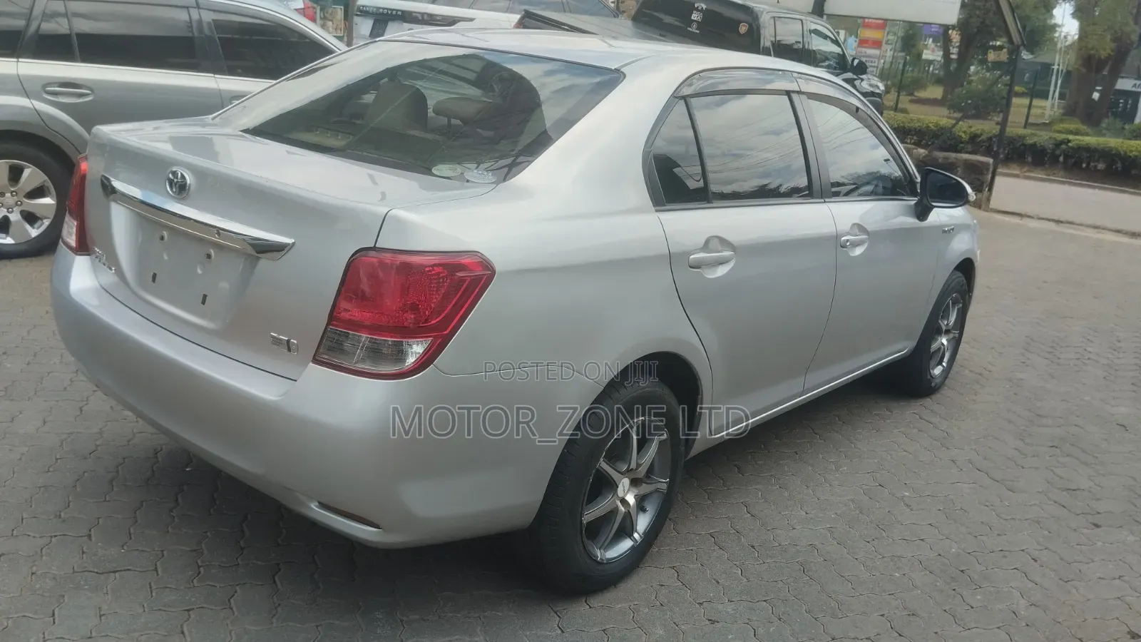 Toyota Axio 2014 Silver