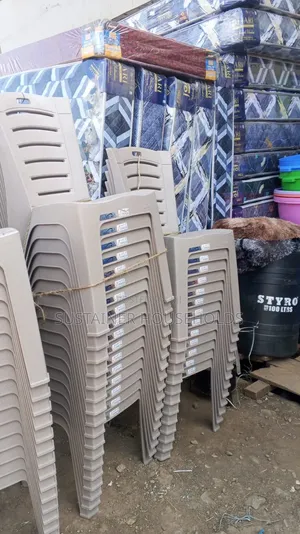 Dining Plastic Chairs
