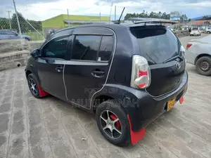 Toyota Passo 1.0 AWD 2011 Black