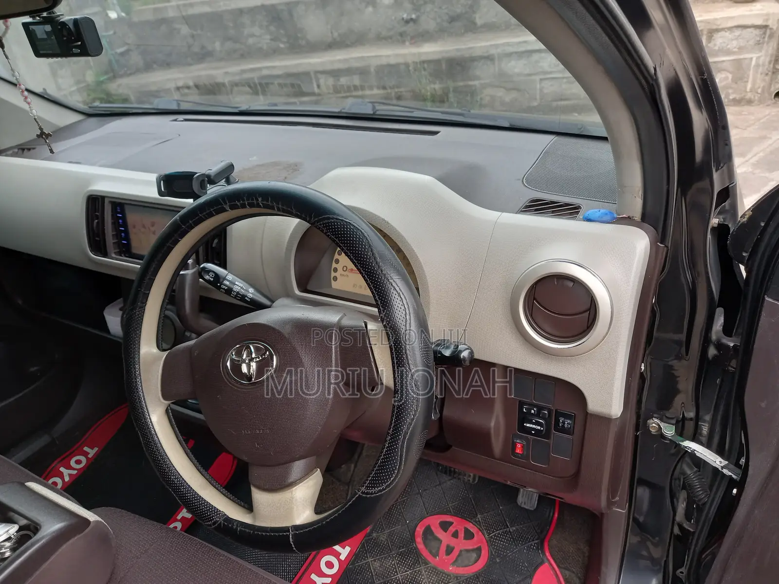 Toyota Passo 1.0 AWD 2011 Black
