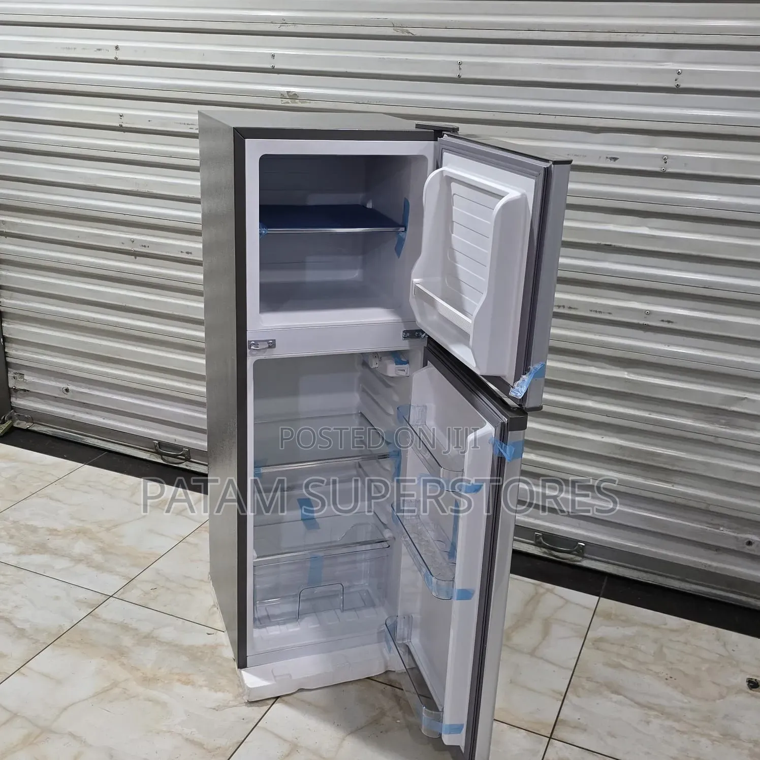Ramtons 128ltrs Double Door Fridge RF/173 With Cool Pack