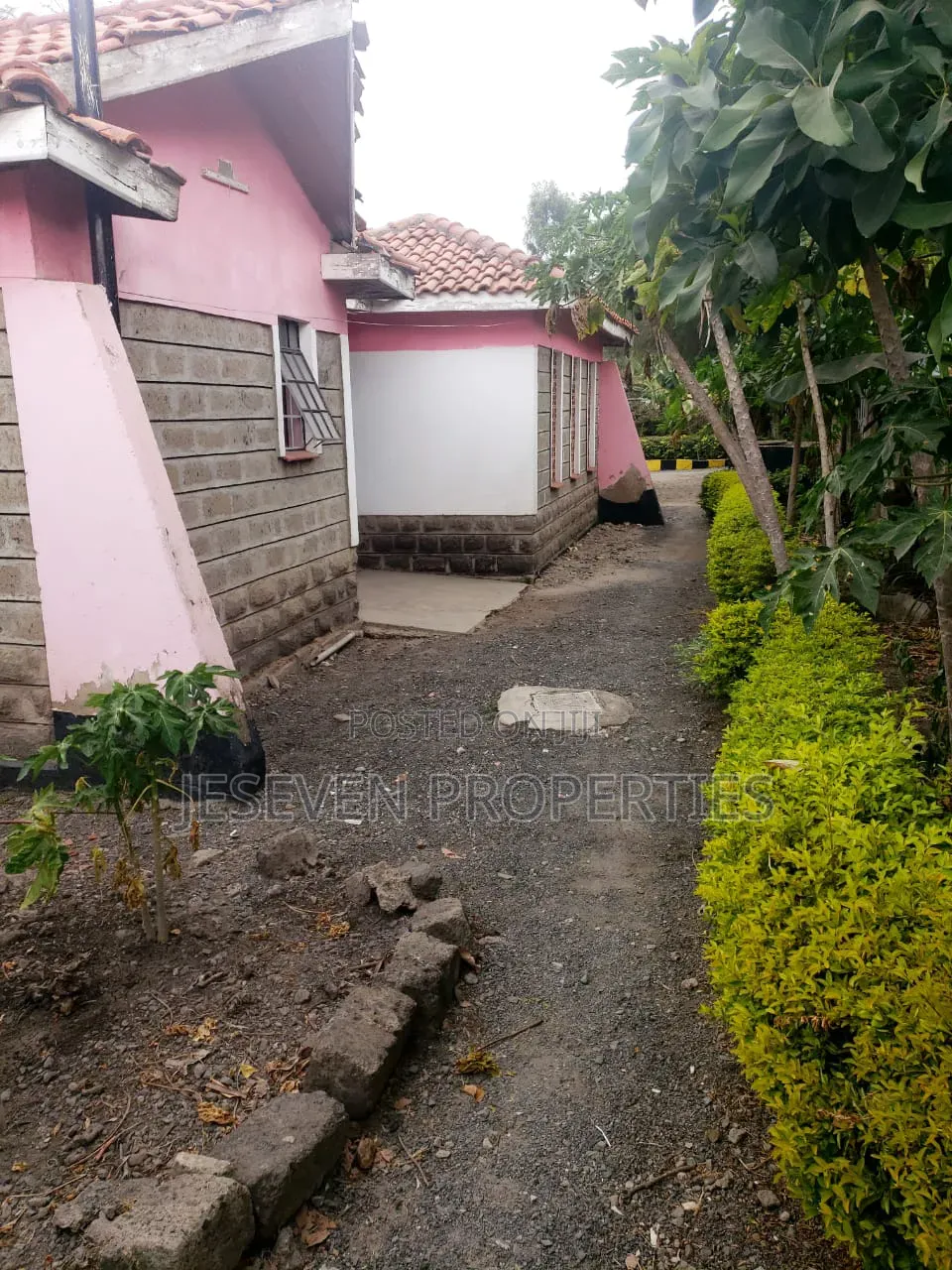 4bdrm Bungalow in Syokimau Katani Road for sale
