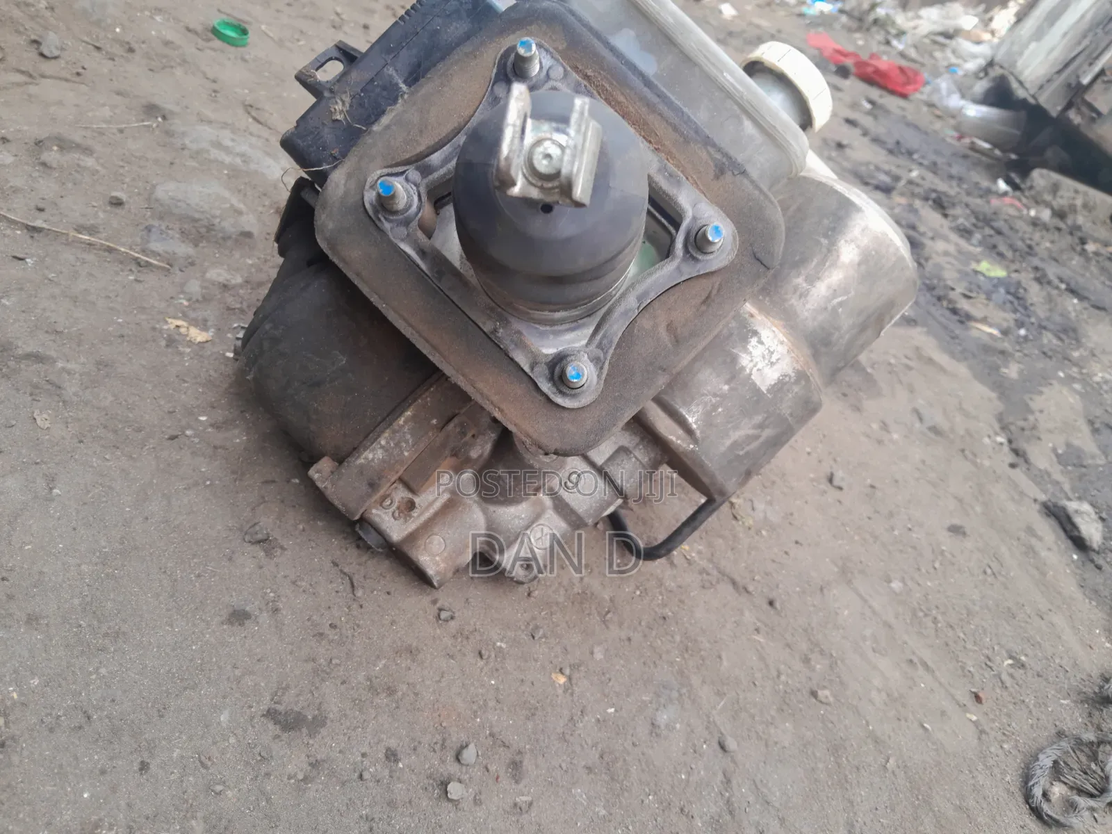 Mitsubishi Hydraulic Brake Booster Assemply