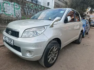Toyota Rush 1.5 AWD 2011 Silver