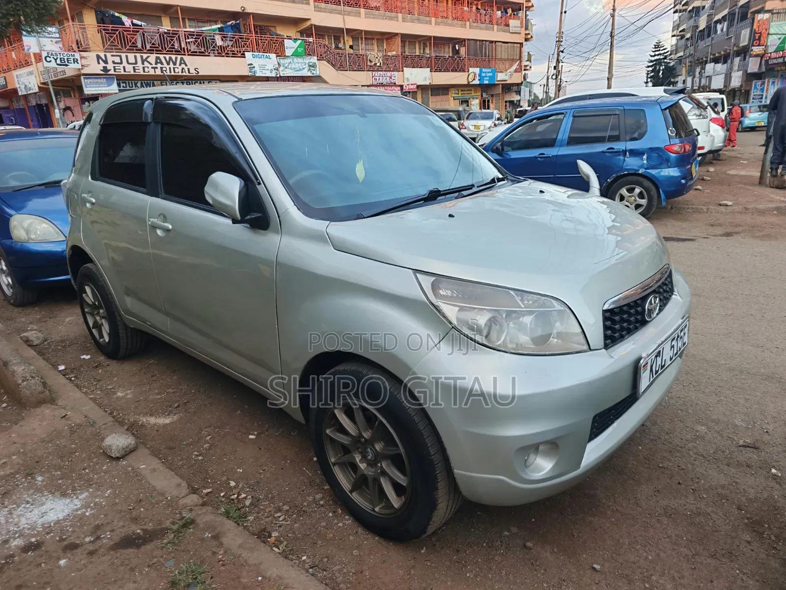 Toyota Rush 1.5 AWD 2011 Silver