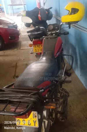 Honda CB 2022 Red