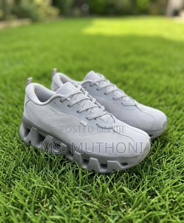 Kith X Swiss Running Size 38-45 - main view