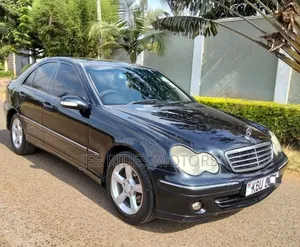 Mercedes-Benz C180 2006 Black
