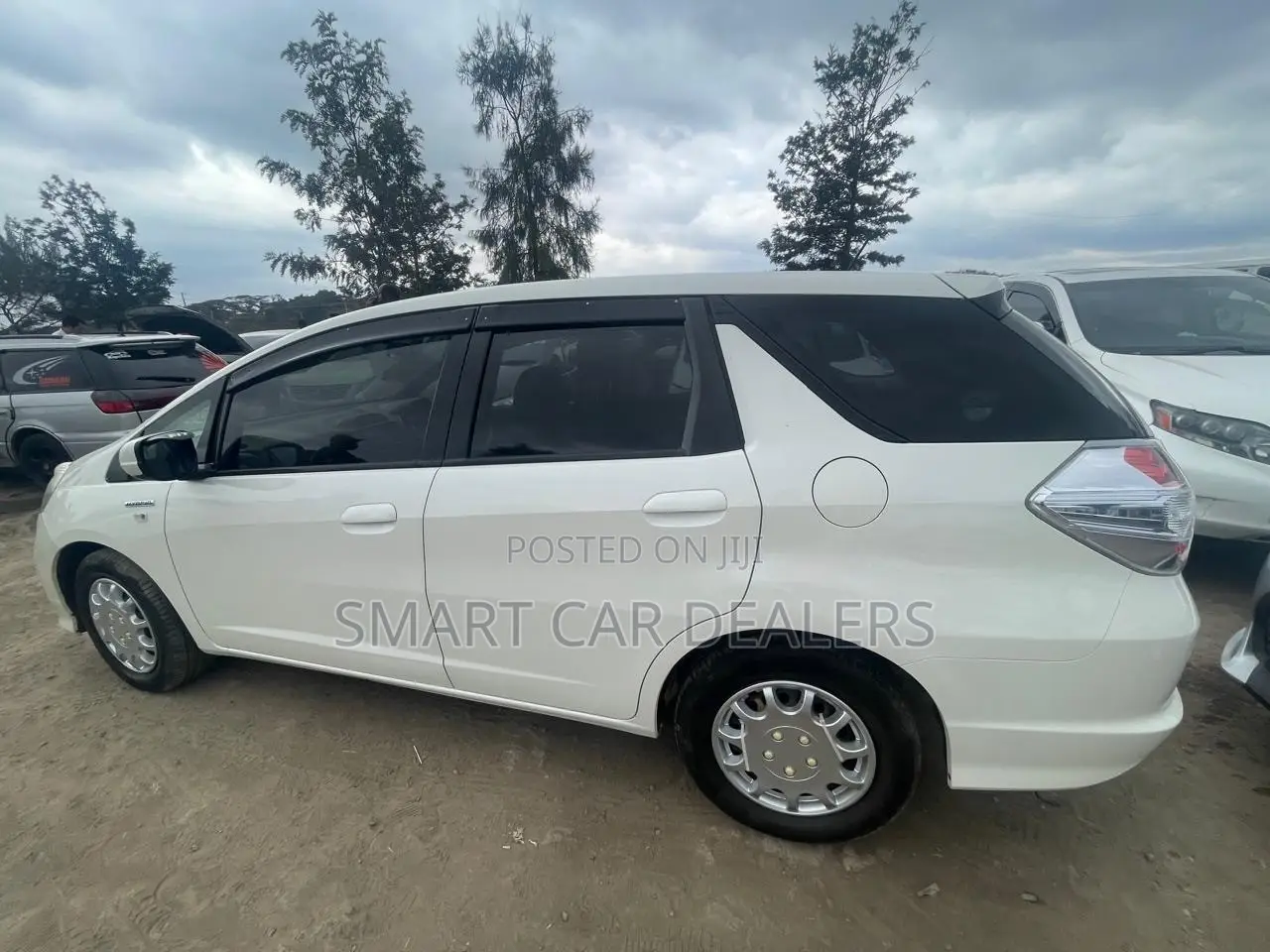 Honda Shuttle 2015 White